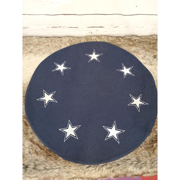 Round Navy Blue Cotton Table Mat With White Embroidered Stars Americana - Picture 1 of 6